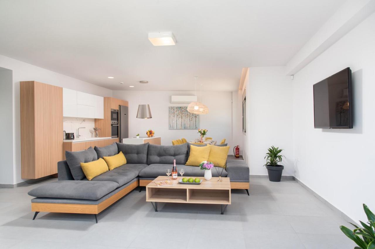 Villa Ampela By Posarellivillas Agia Marina 외부 사진